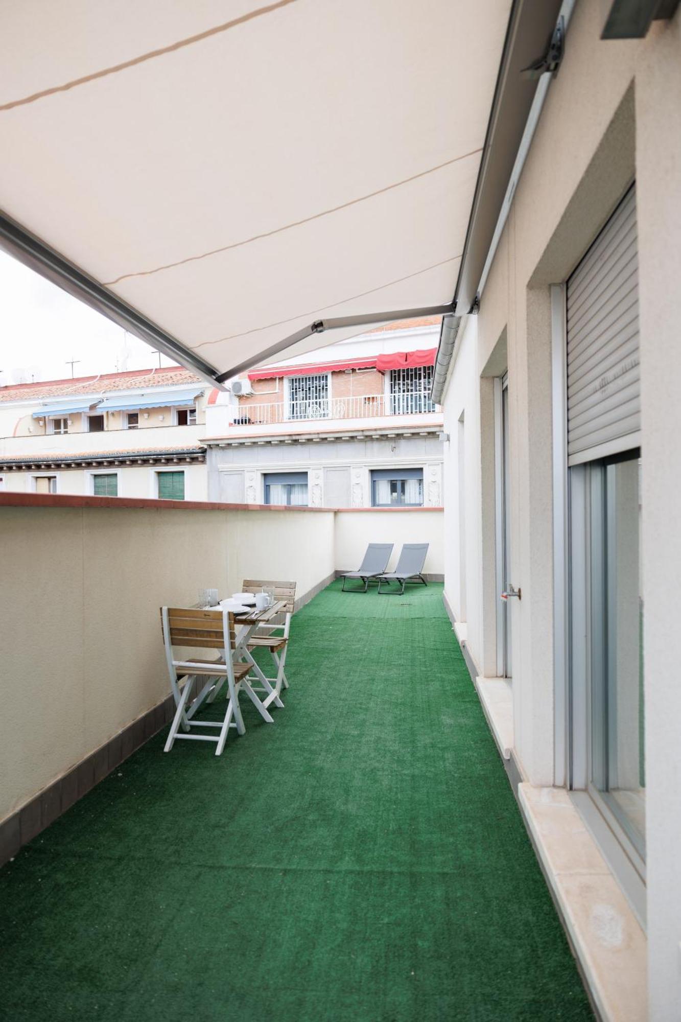 Slow Suites Gran Via Madrid Exterior foto