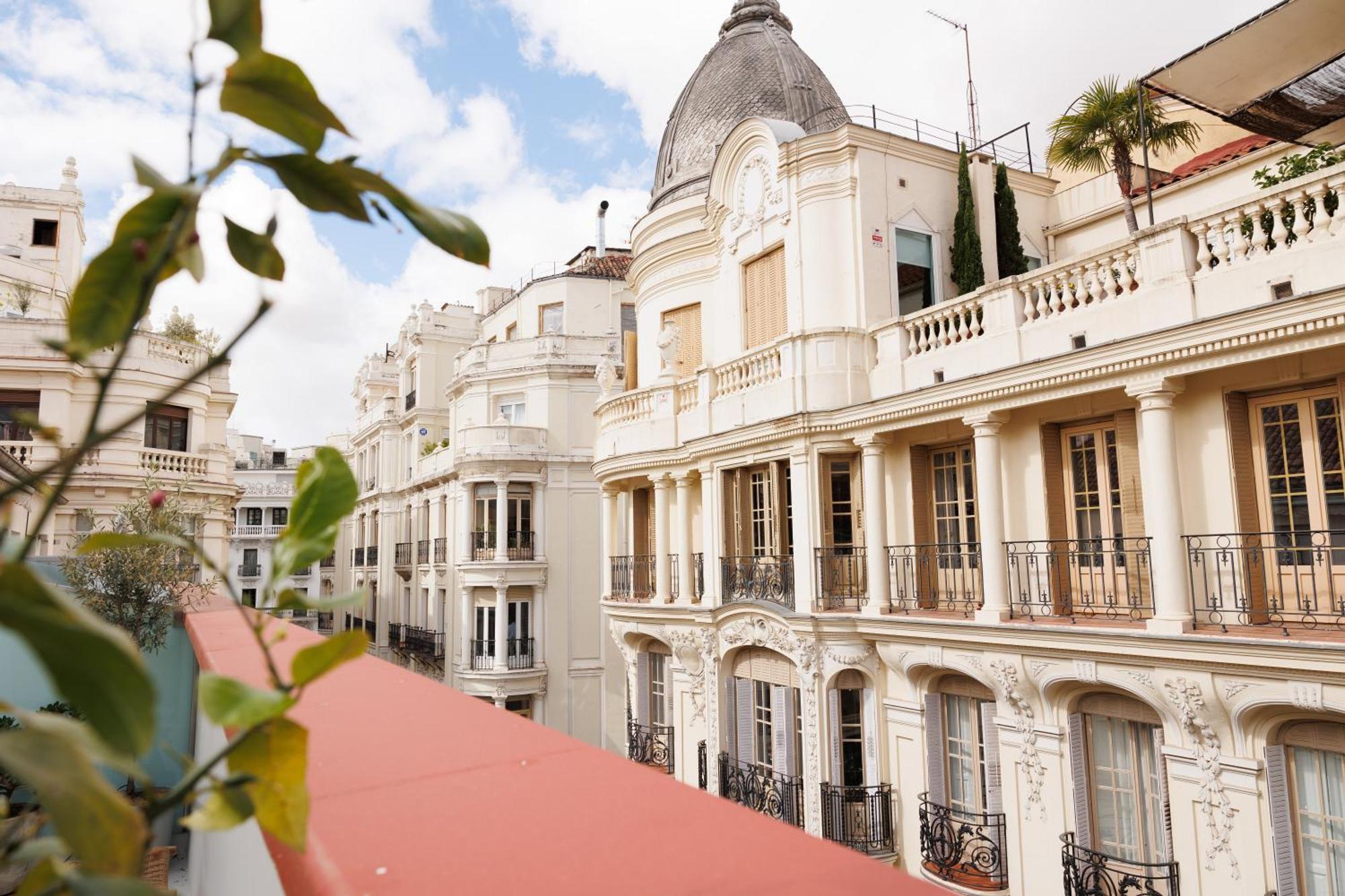 Slow Suites Gran Via Madrid Exterior foto