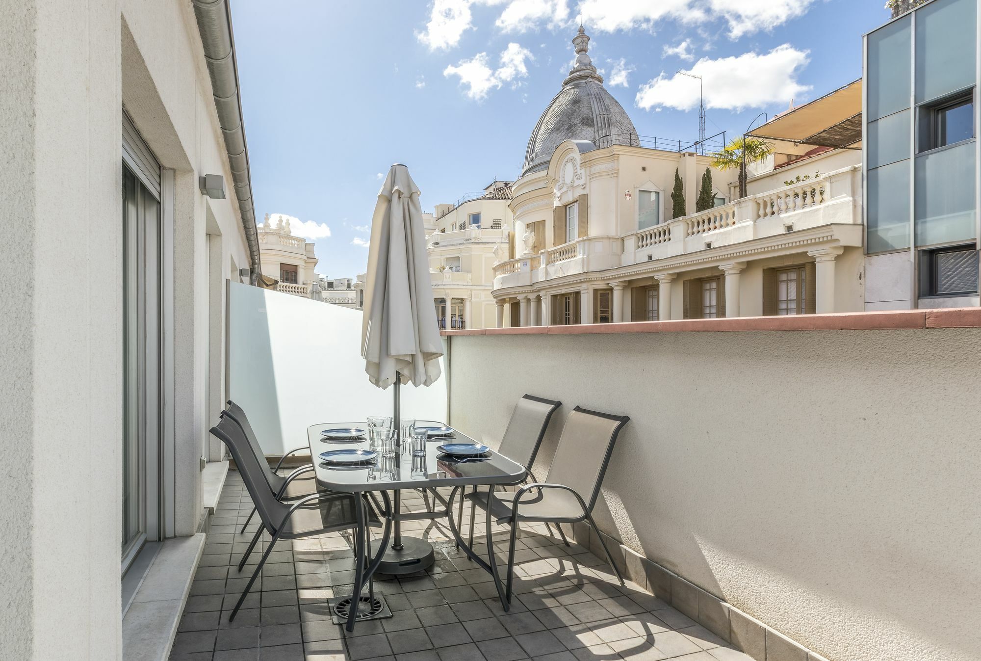 Slow Suites Gran Via Madrid Exterior foto